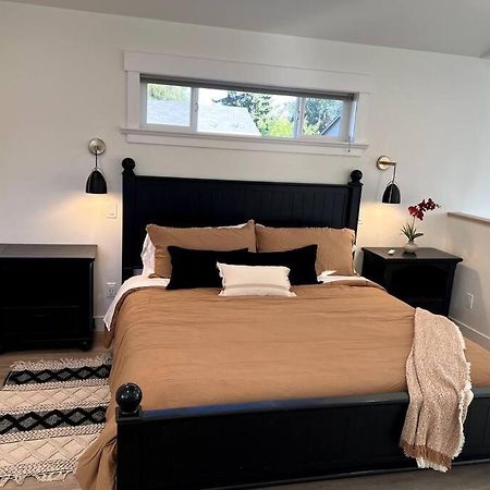 Brand New Custom Built Cottage In Downtown W/Pool! Salem Extérieur photo
