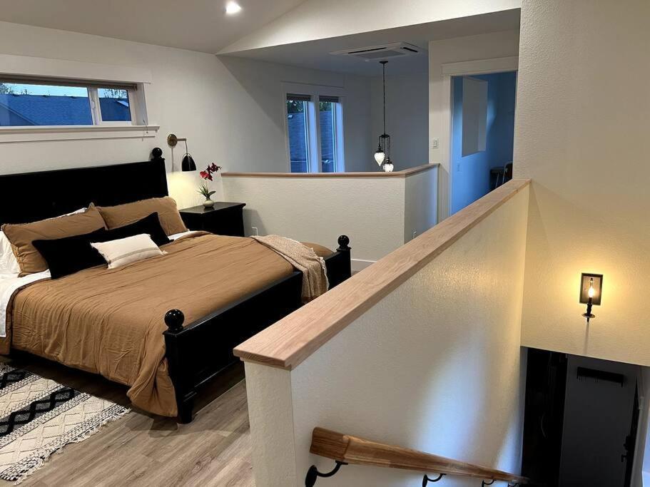 Brand New Custom Built Cottage In Downtown W/Pool! Salem Extérieur photo